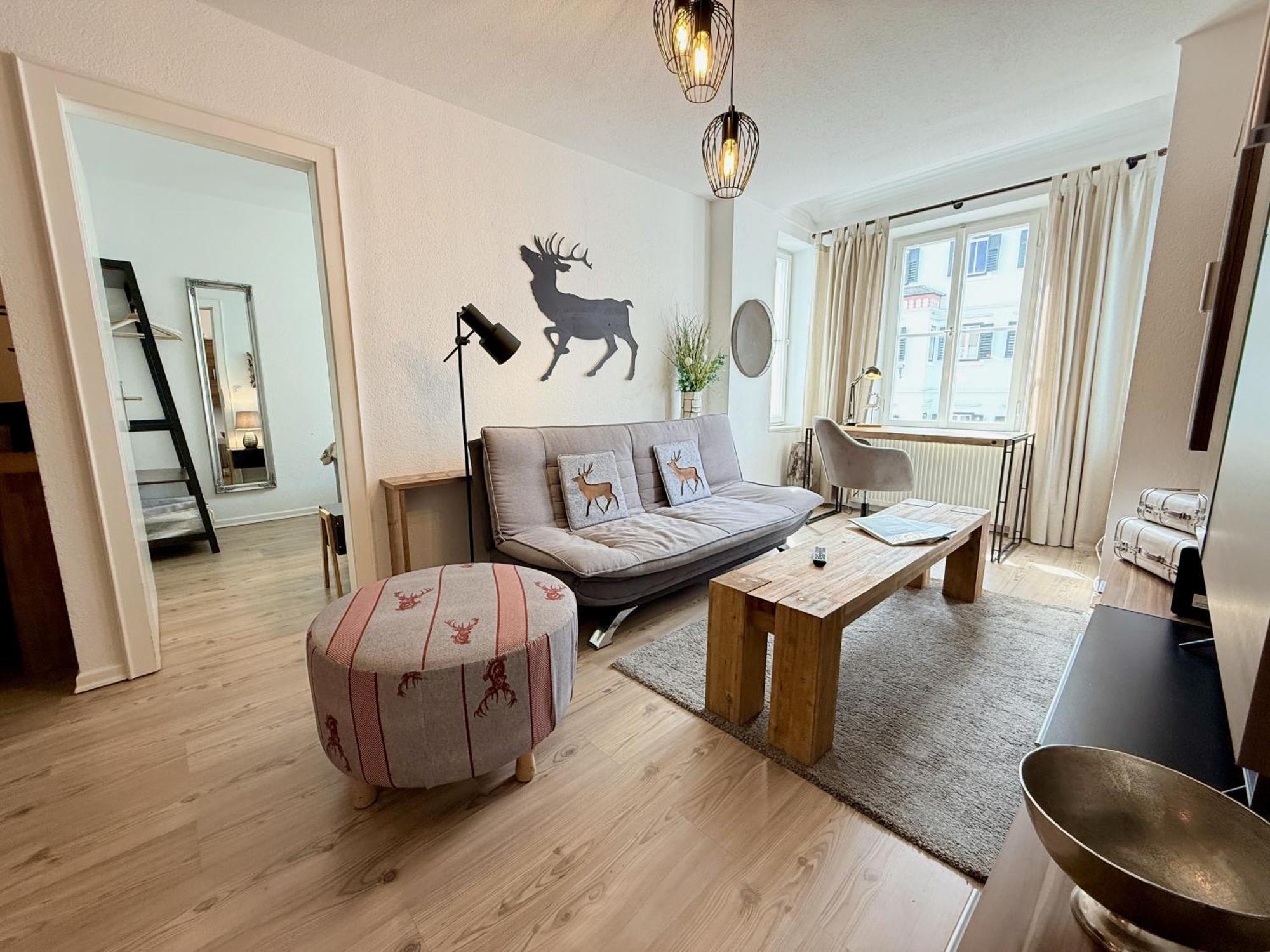 Belle Kitz Pure Im Zentrum By Belle *